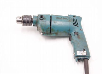 Дрель Makita DP4700