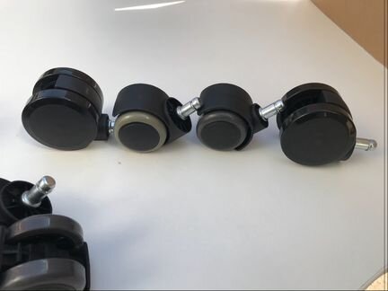 Компьютерные кресла,прорезиненные колеса новые