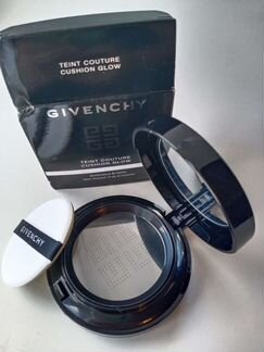 Кушон для лица Givenchy Couture Glow