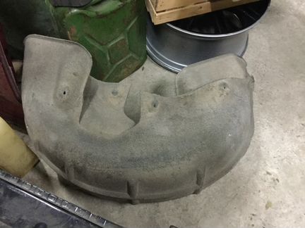 Вольво S40 2009г. Задние Подкрылки