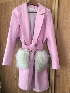 Стильное пальто с мехом