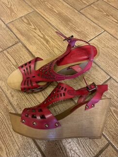 Босоножки на платформе