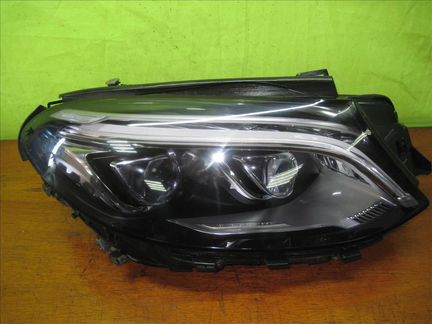 Фара Mercedes W166 W292 Мерседес в166 х166