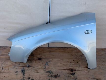 Крыло переднее левое Audi A4 B7 2007