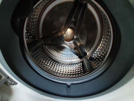 Стиральная машина Samsung WW60H2200EW