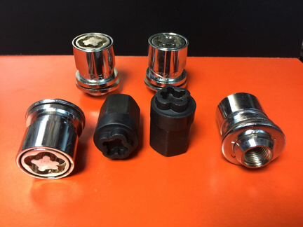 Секретки для колес Infiniti