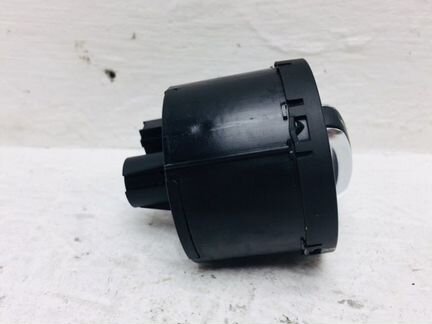 Переключатель света фар Volkswagen Tiguan 2.0 tfsi