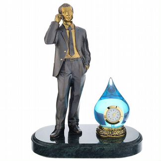 Бронзовая статуэтка 