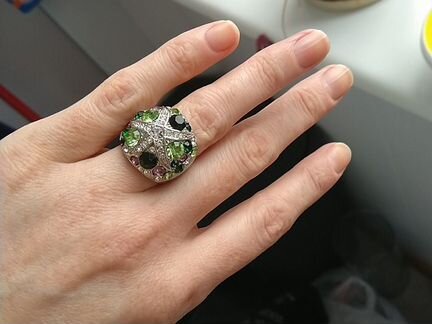 Кольцо. Бижутерия