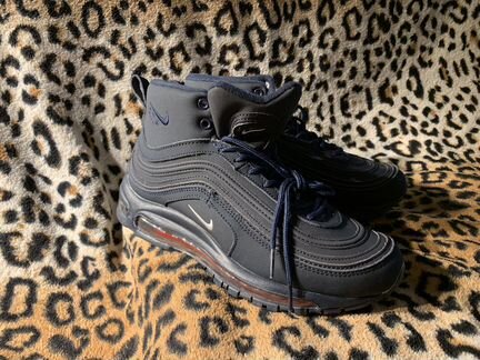 Зимние кроссовки Nike 38 р