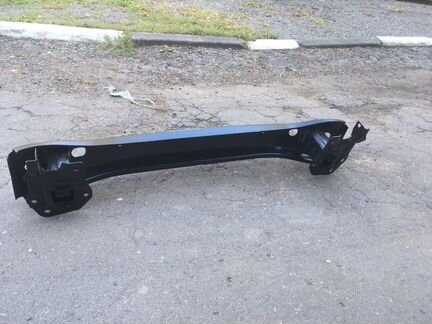 Усилитель переднего бампера Volkswagen Transporter