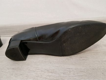 Туфли лакированные