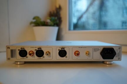 Hi-End усилитель Questyle CMA800R (гарантия, чек)