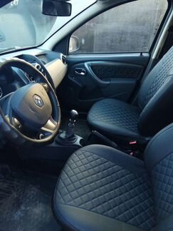 Модельные чехлы Рено Дастер из экокожи