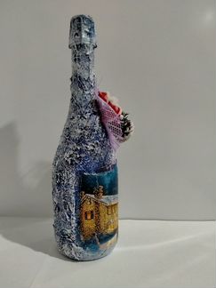 Новогодняя бутылка шампанского