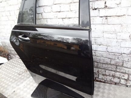 Дверь задняя правая x166 GLC