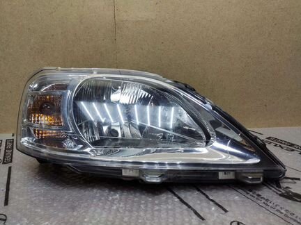 Фара Renault Logan 1 LADA Largus правая оригинал