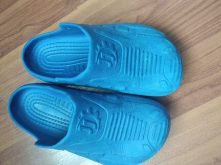 Тапки типа crocs размер 26-27