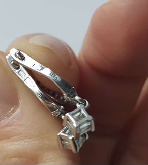 Серьги с бриллиантами эпл