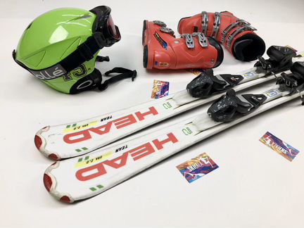 Горные лыжи, горнолыжные ботинки, шлем, маска