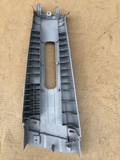 Обшивка средней стойки Mazda CX 7