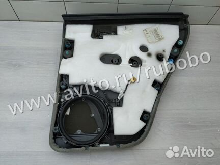 Обшивка задняя левая 95555516903PBT Porsche Cayenn