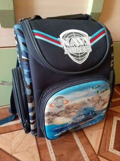 Ранец детский (школьный)