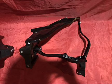 Креплений фар Mercedes 218