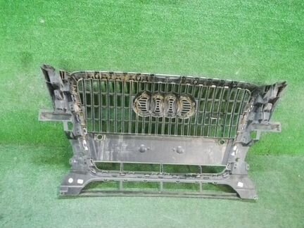 Решетка радиатора Audi Q5 (2008-2012) 8R0853651