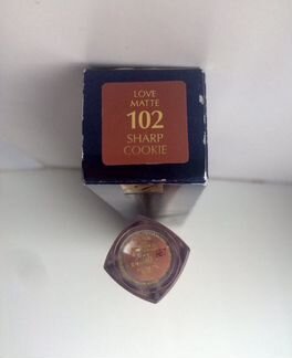 Помада Estee Lauder, новая