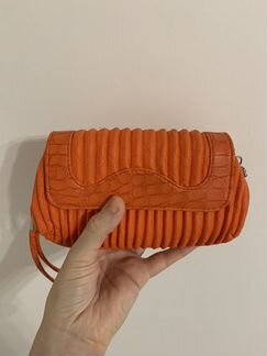 Косметичка оранжевая