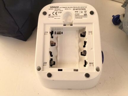 Тонометр Omron M2 Basic (HEM-7120-E) б.у