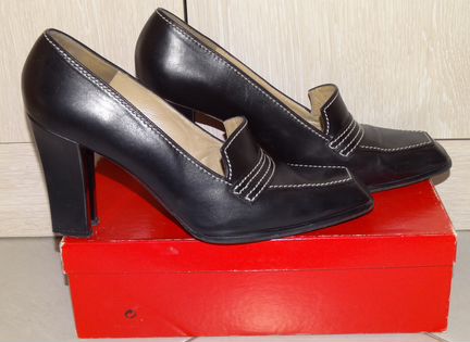 Туфли charles jourdan и босоножки Janet. D