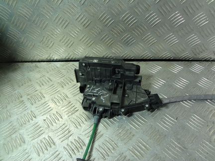 Замок передний левый Мерседес 205 213 253 222