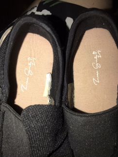 Кроссовки zara новые