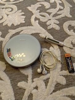 Sony D-NE730