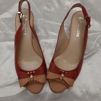 Босоножки essere раз 37