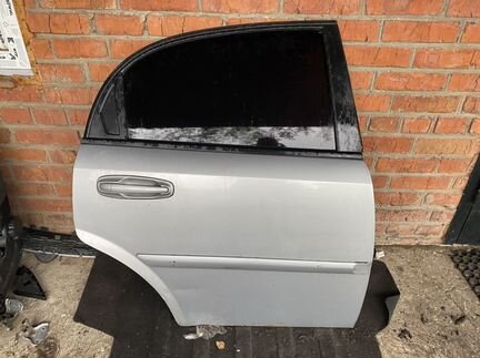 Дверь задняя правая Шевроле Лачетти хетчбек бу